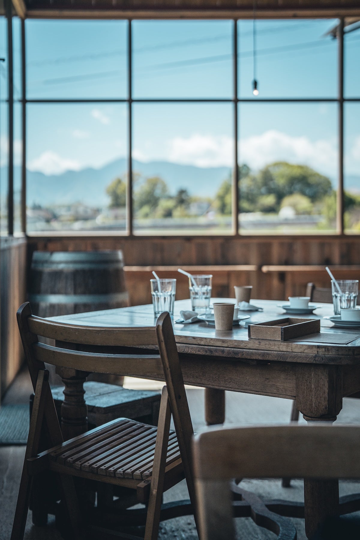 Haruyo Nakano | Lightroom Presets "Misty Chic" and "Still Blue"
