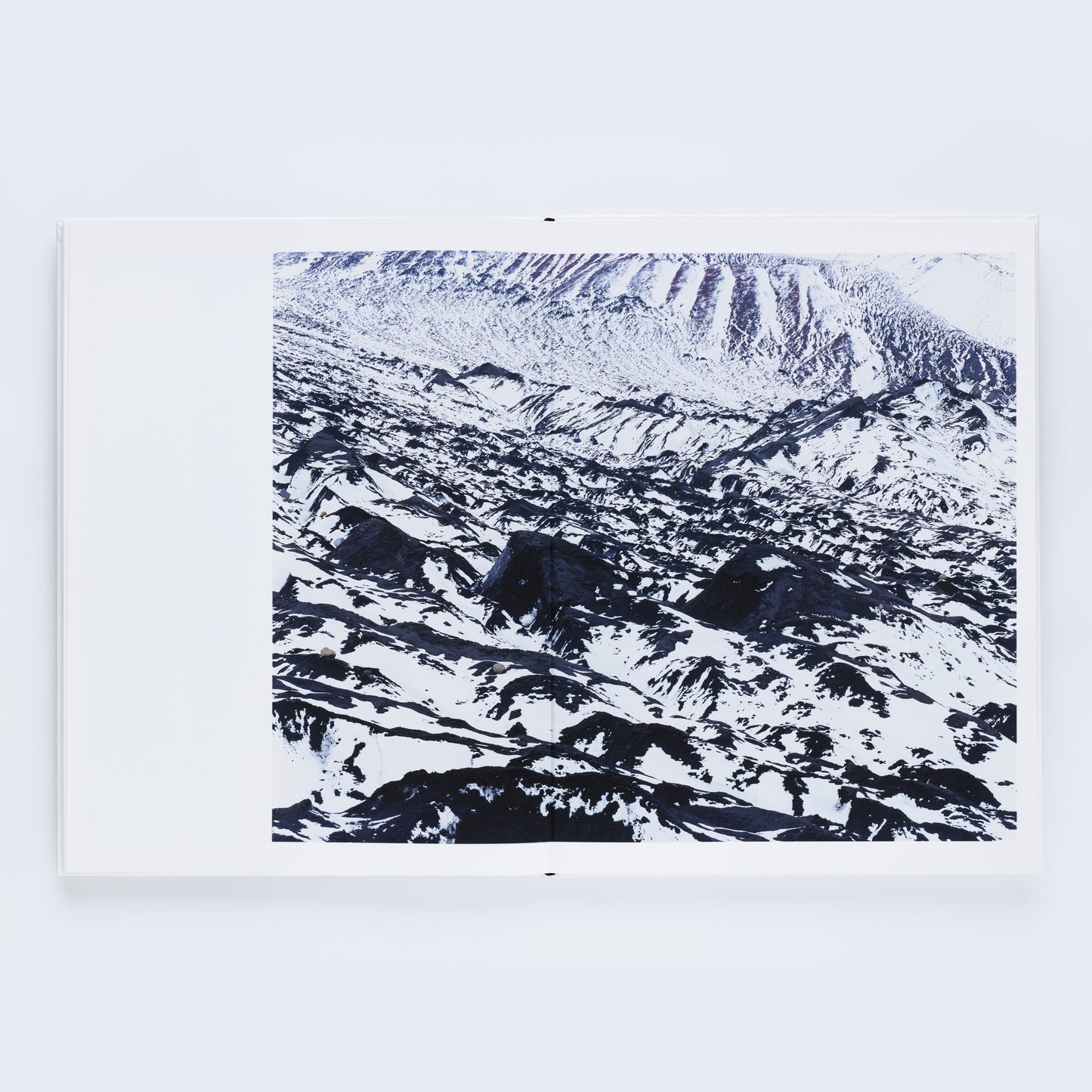 瀧本幹也 写真集「LAND SPACE」(送料無料)