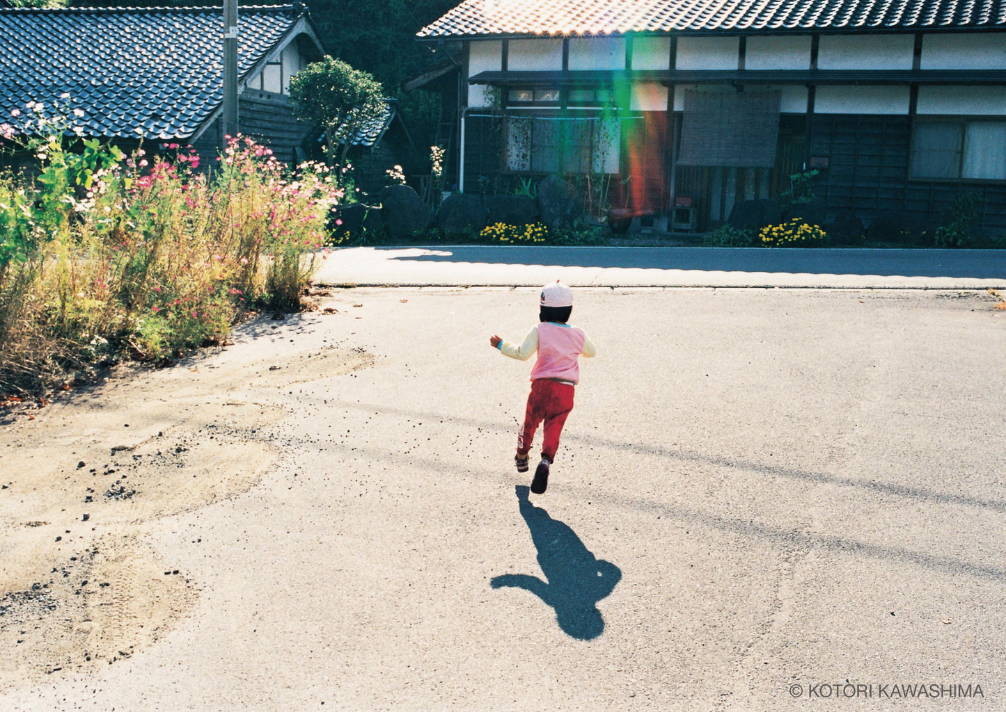 川島小鳥 写真集 「未来ちゃん」(新装版 / 送料無料)