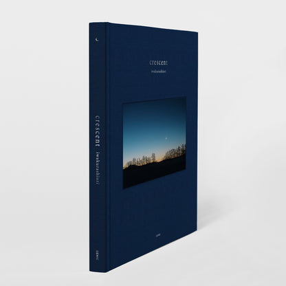 B：岩倉しおり写真集「crescent」（送料無料）