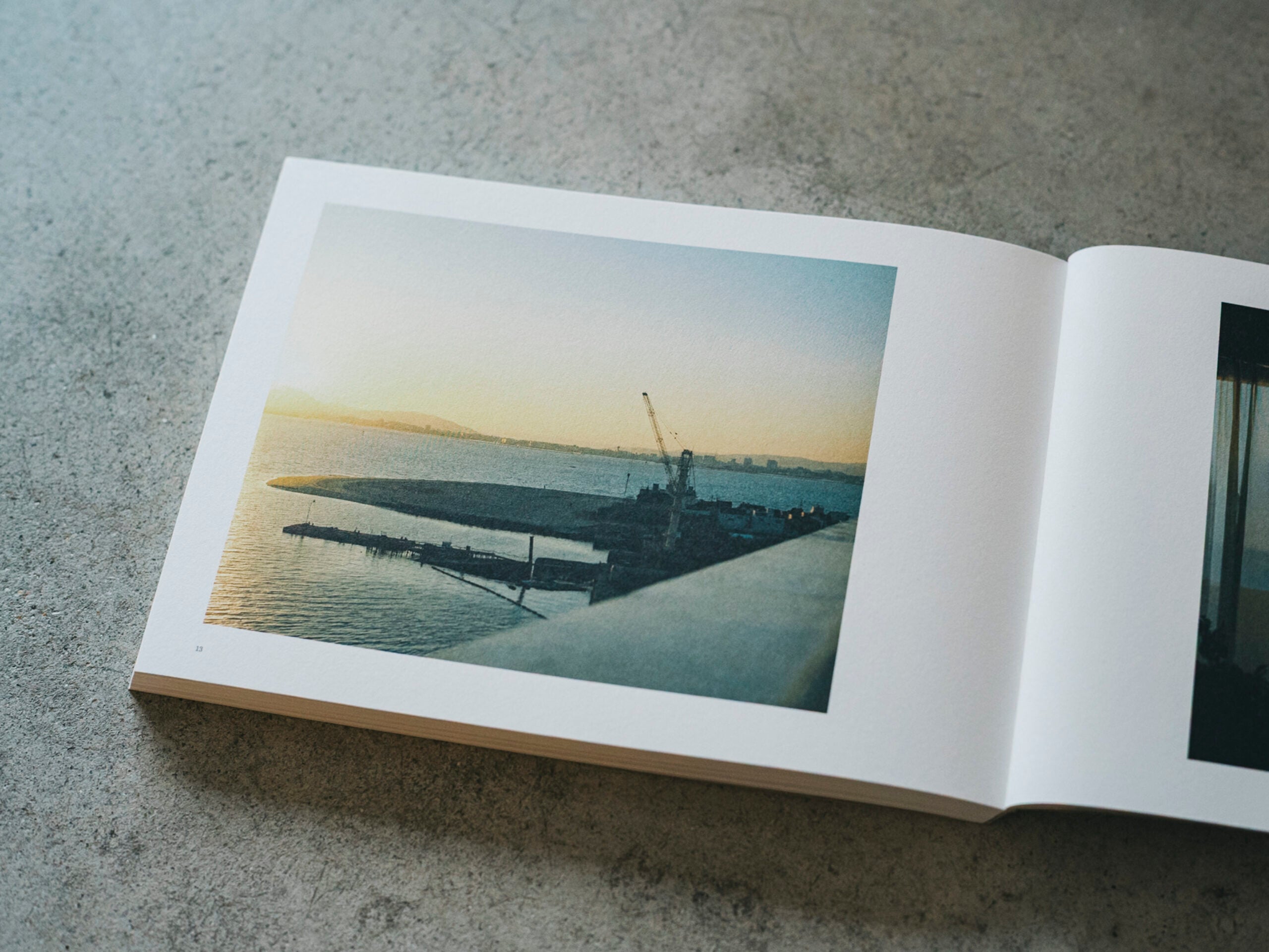 西山勲 写真集「Papa, You're Crazy〈クジラと天体、父の島〉」（送料