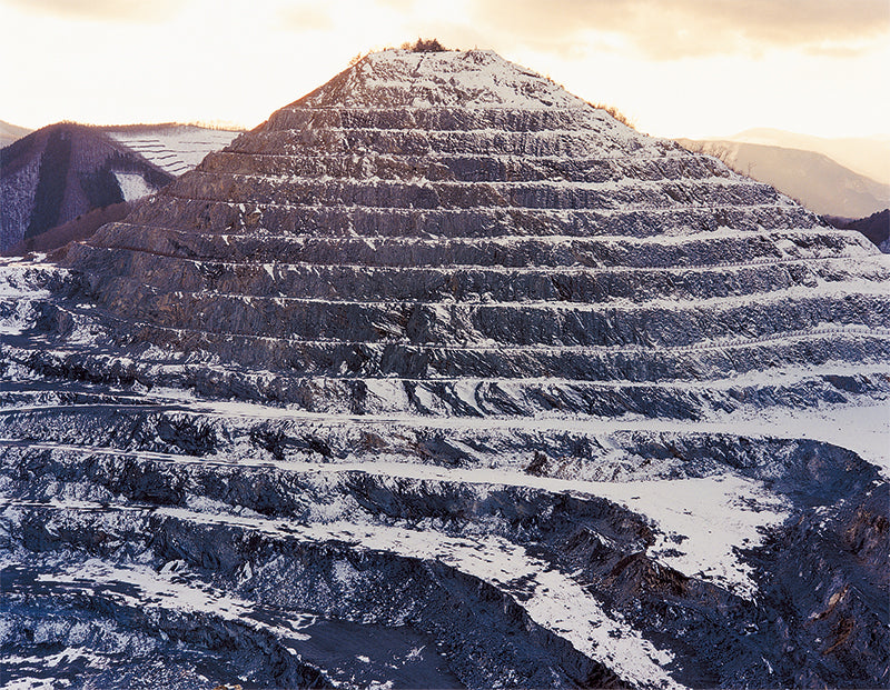 写真家 畠山直哉 作品集 「新版 LIME WORKS」（送料無料） – GENIC SHOP