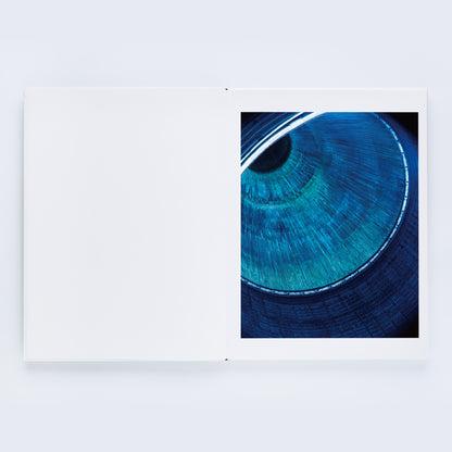 瀧本幹也 写真集「LAND SPACE」（送料無料）