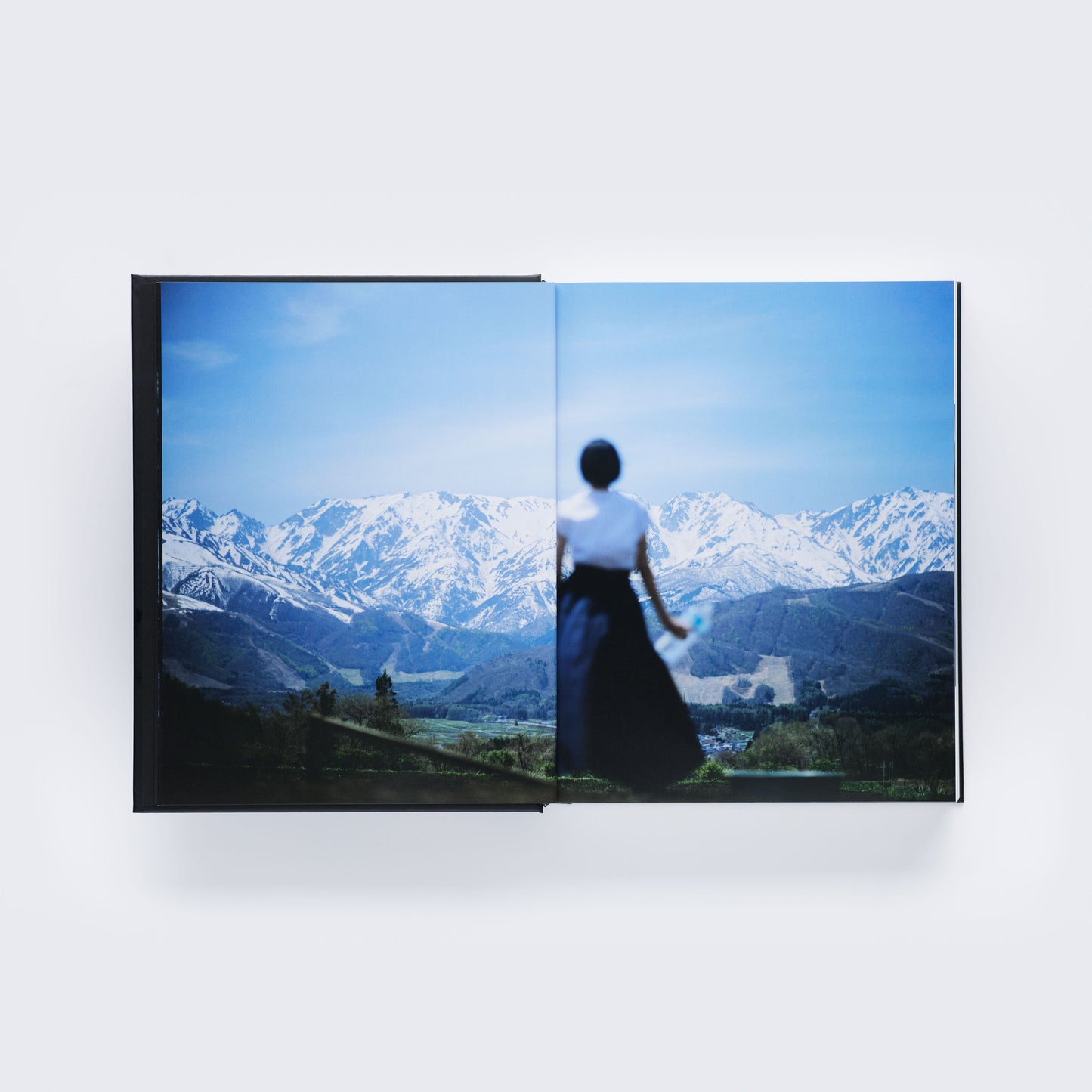 瀧本幹也 作品集「Mikiya Takimoto Works 1998-2023」（送料無料）