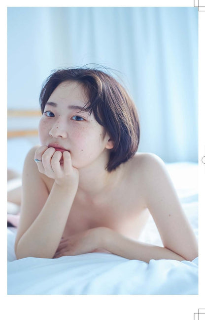 2大特典付き先行予約 B：花盛友里「nuidemita - 脱いでみた。3 -」＋「オリジナルキーホルダー」（送料無料）
