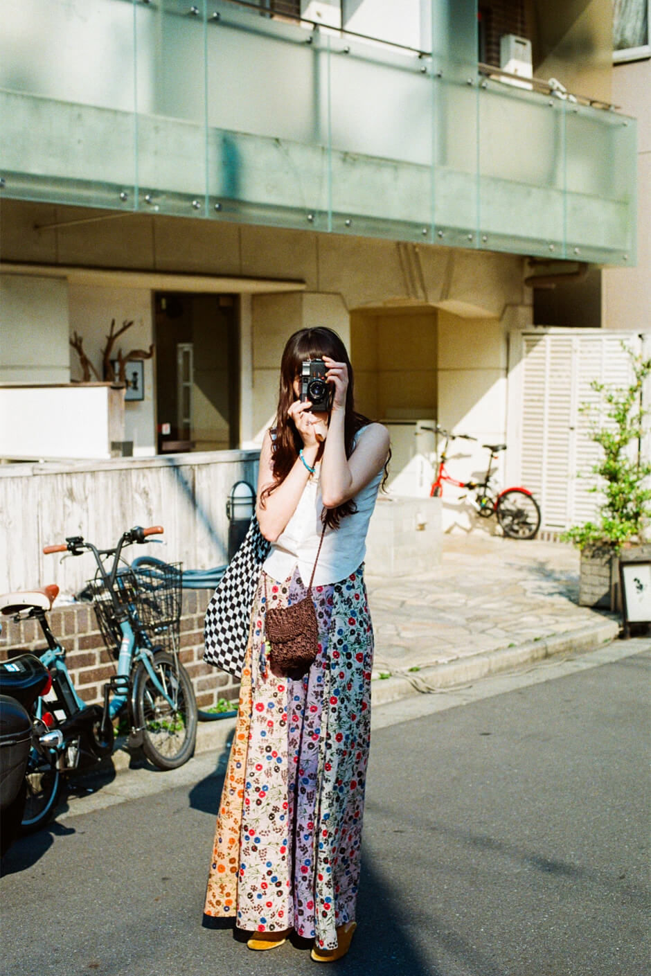 モトーラ世理奈「SERENA MOTOLA.」 – GENIC SHOP